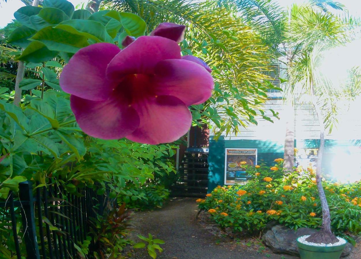 Travellers Paradise Cairns Exterior photo